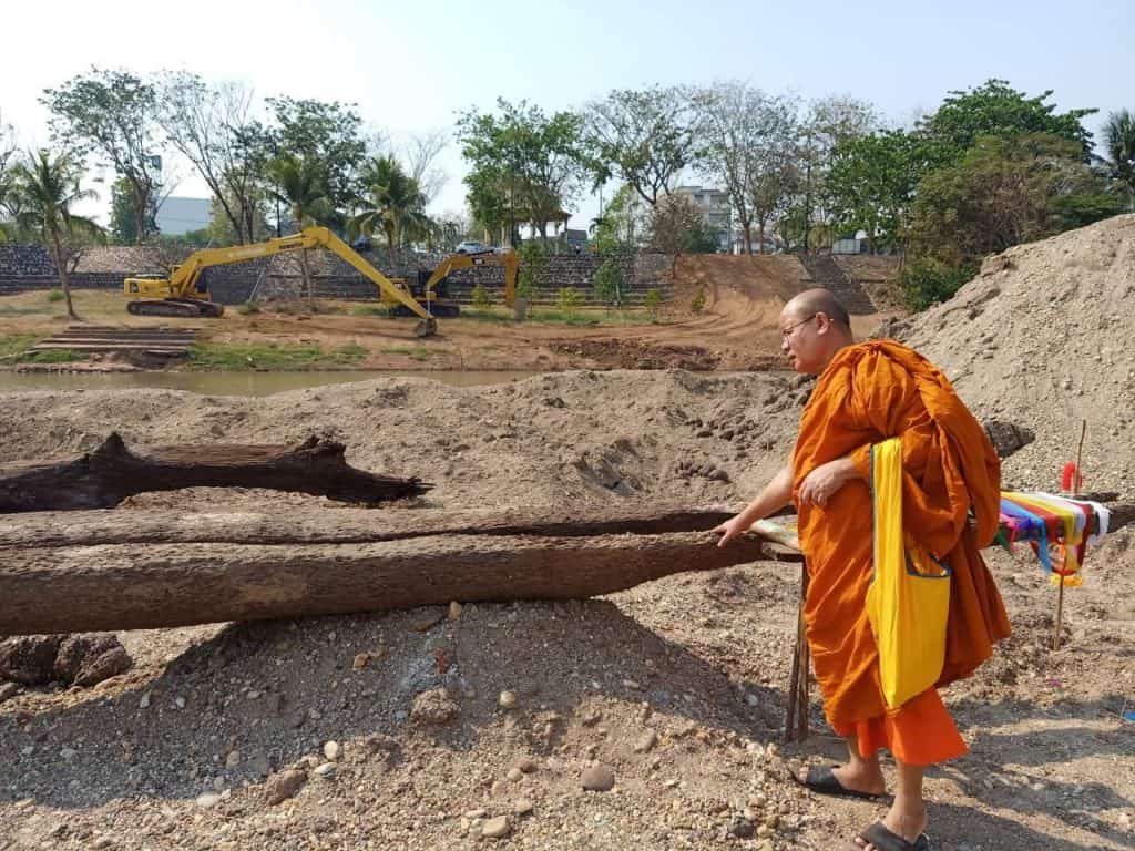 เลขดัง-ต้นตะเคียน1-010363
